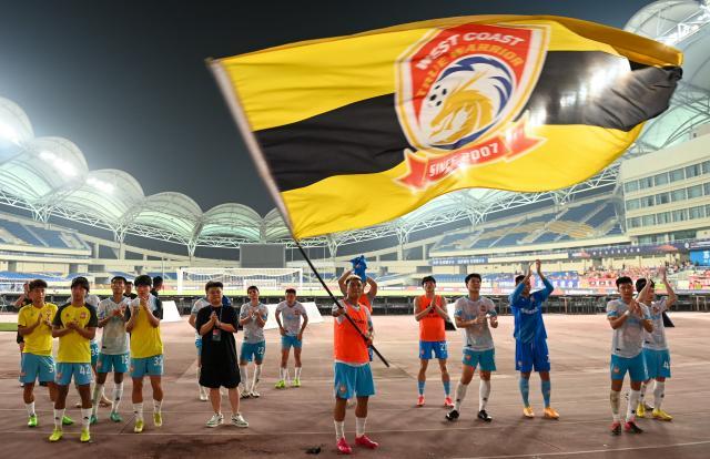 免费在线观看高清无插件赛事直播平台-青岛西海岸正式向中超发起冲击 剩余比赛争取不败