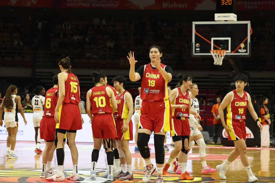 咪咕体育直播-18分钟轰20+11,张子宇成唯一亮点!女篮不敌欧洲冠军3大差距明显