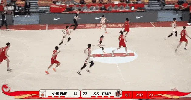 NBA直播-赵维伦反击中送出妙传,焦泊乔上篮打进追至7分打停对手